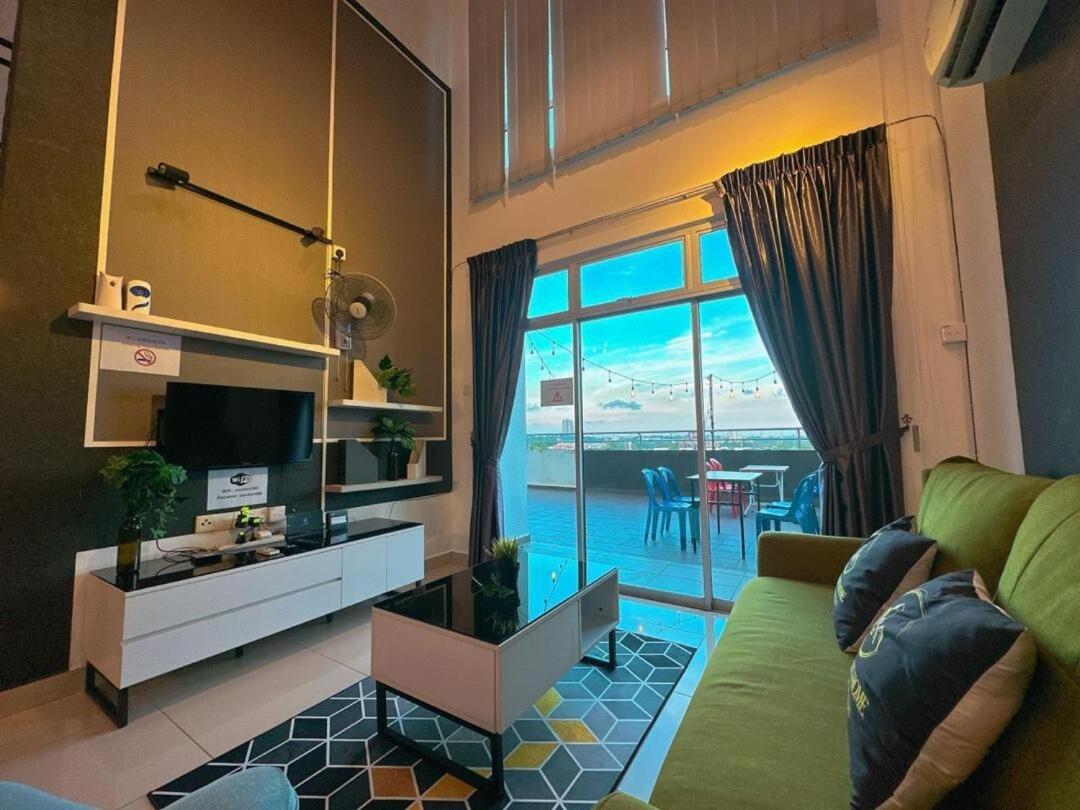 Luxury Penthouse Pangsapuri *