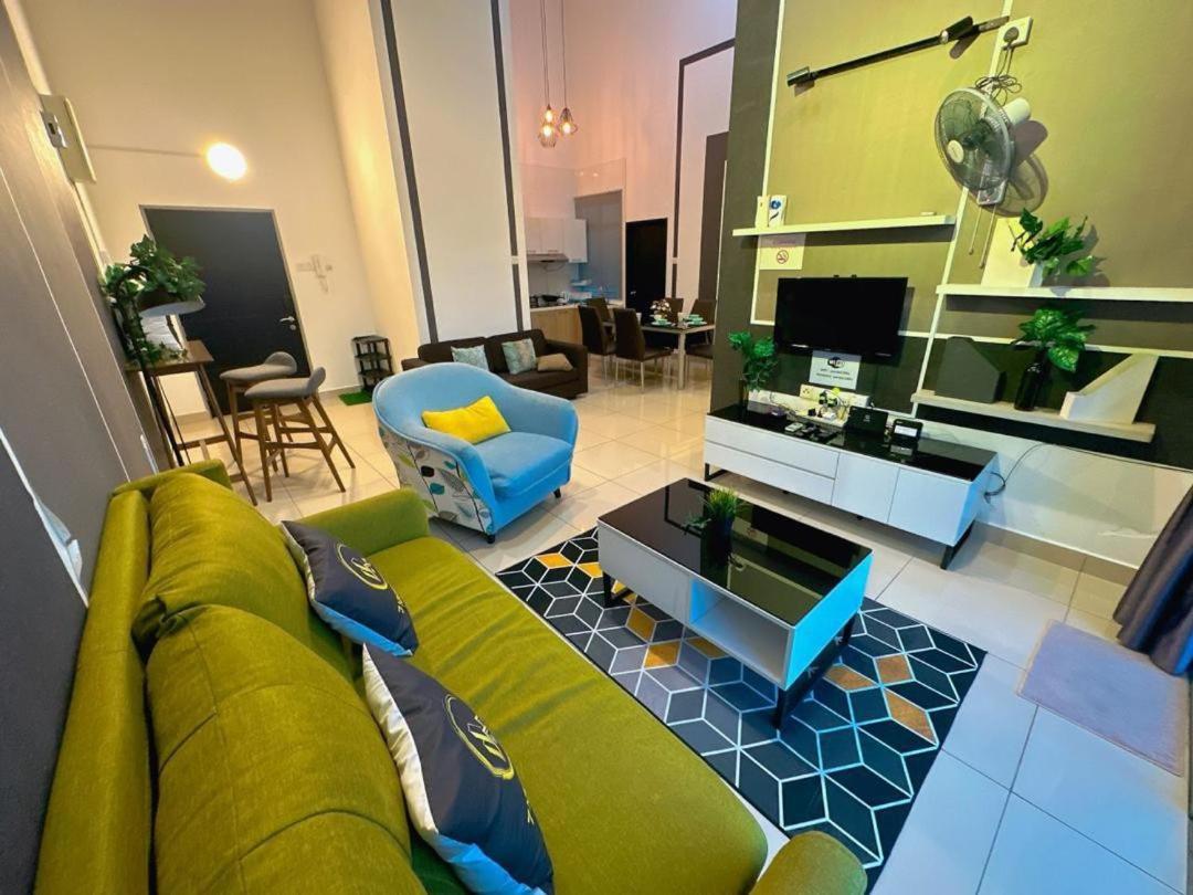 Pangsapuri Luxury Penthouse *